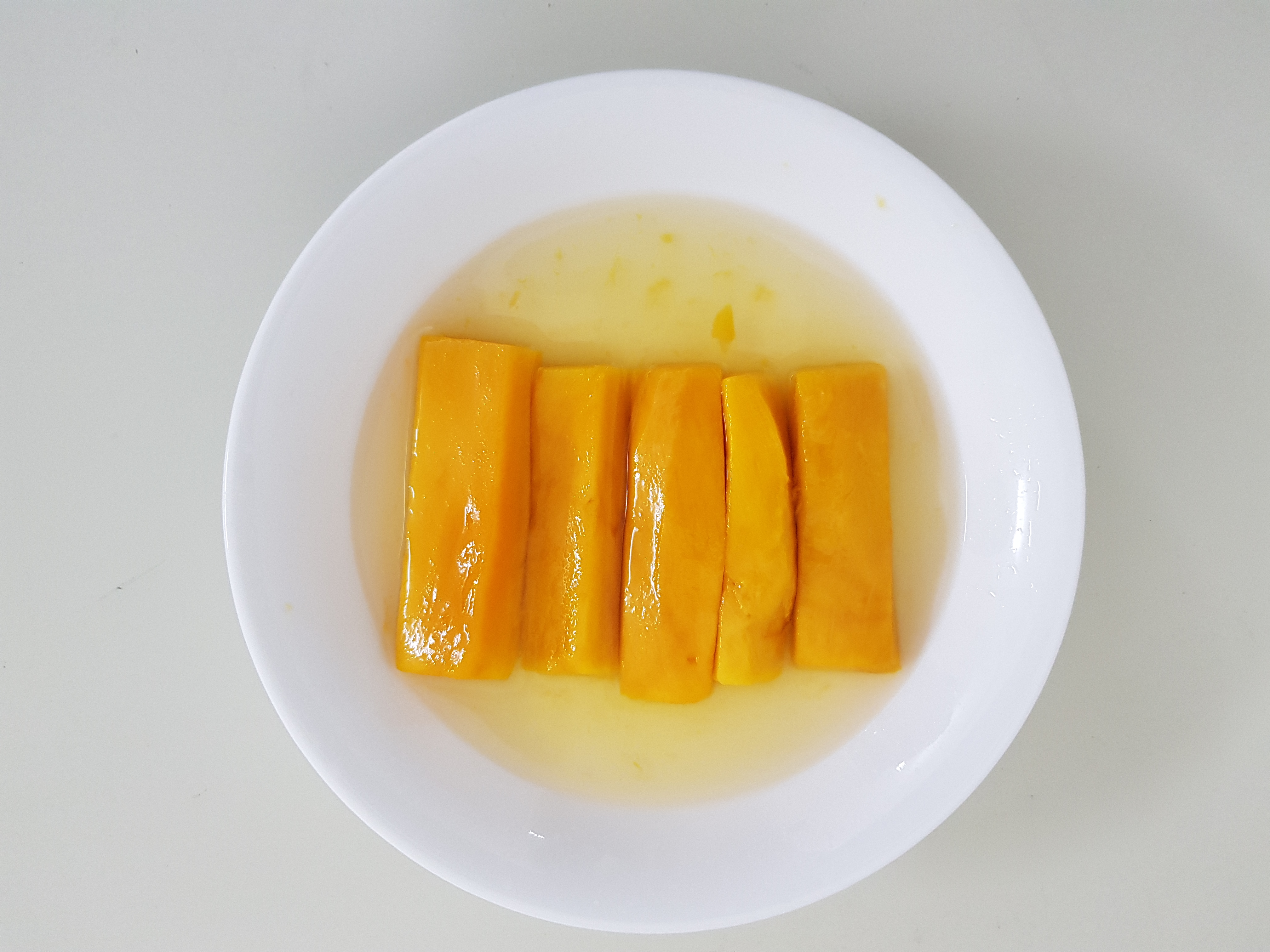 Canned Mango